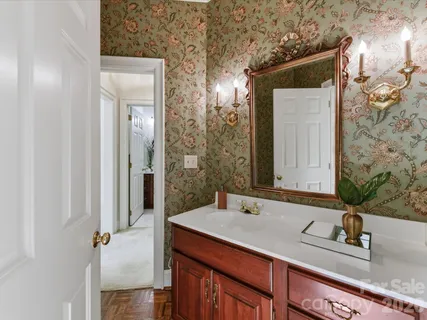 $650,000 | 2831 Sharon View Road, Charlotte, NC 28210