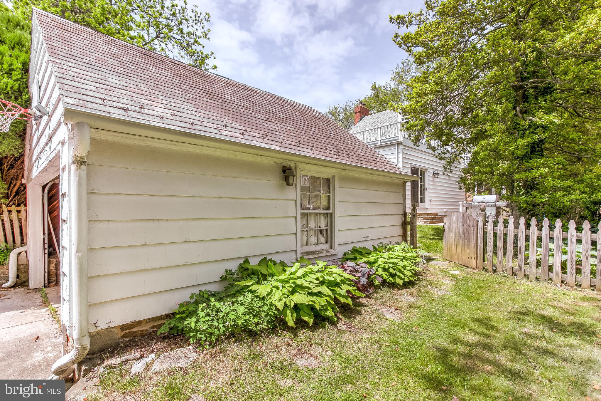 213 Upnor Road Baltimore, MD 21212 - Photo 39 of 39 Garage