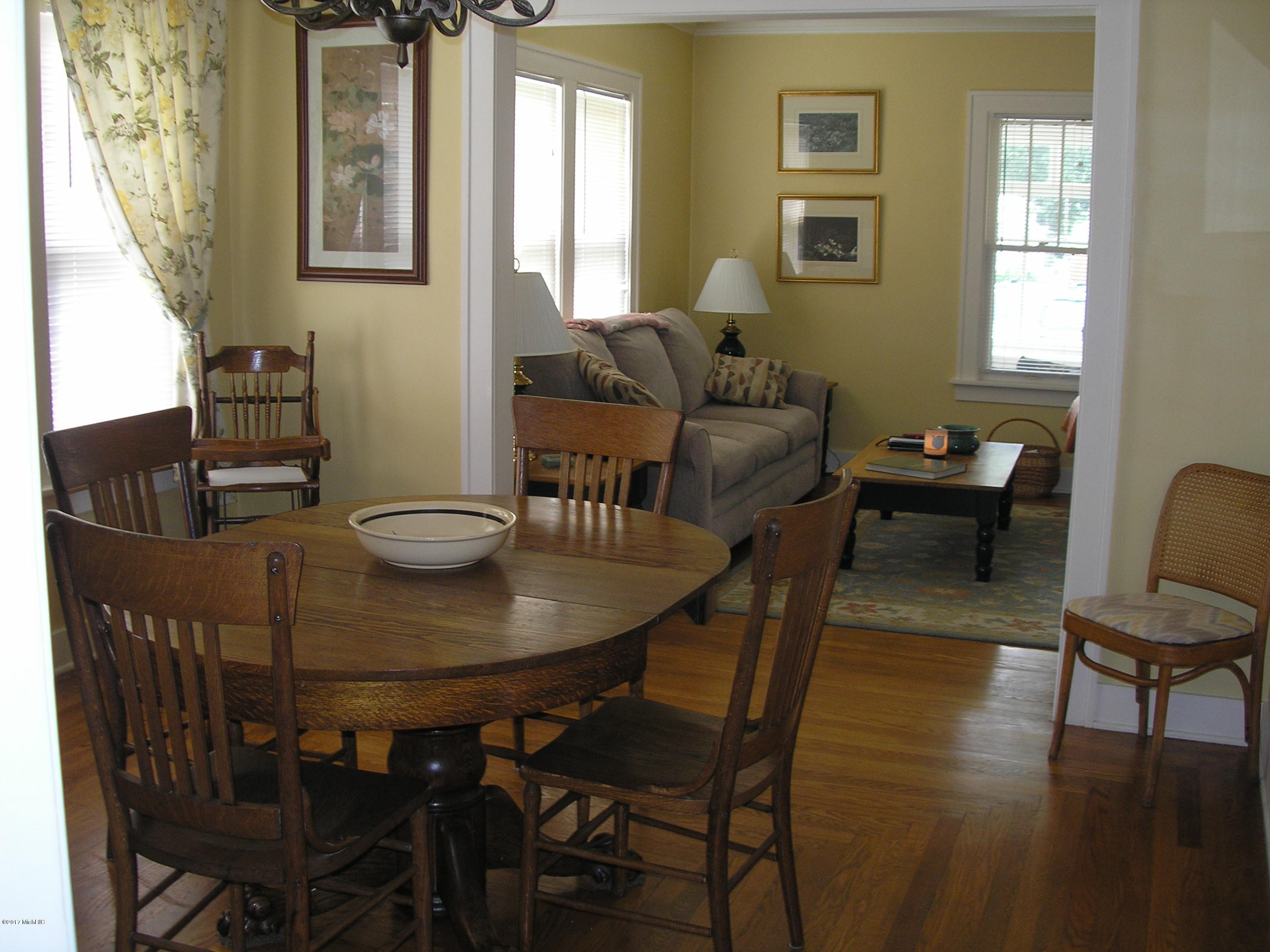 705 Elm Street Three Rivers, MI 49093 - Photo 16 of 35 705 Elm St 029