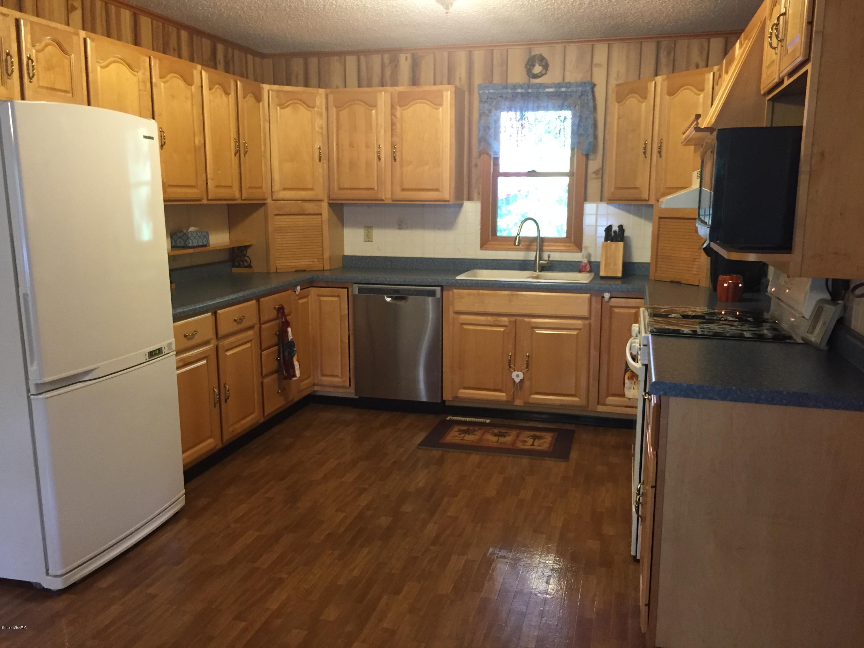 4165 Sahara Road Ravenna, MI 49451 - Photo 10 of 32 IMG_4136