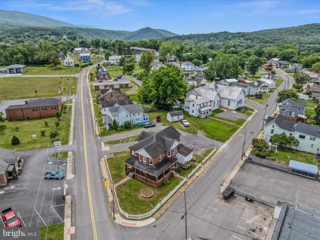 $360,000 | 40 Winchester Street, Paw Paw, WV 25434