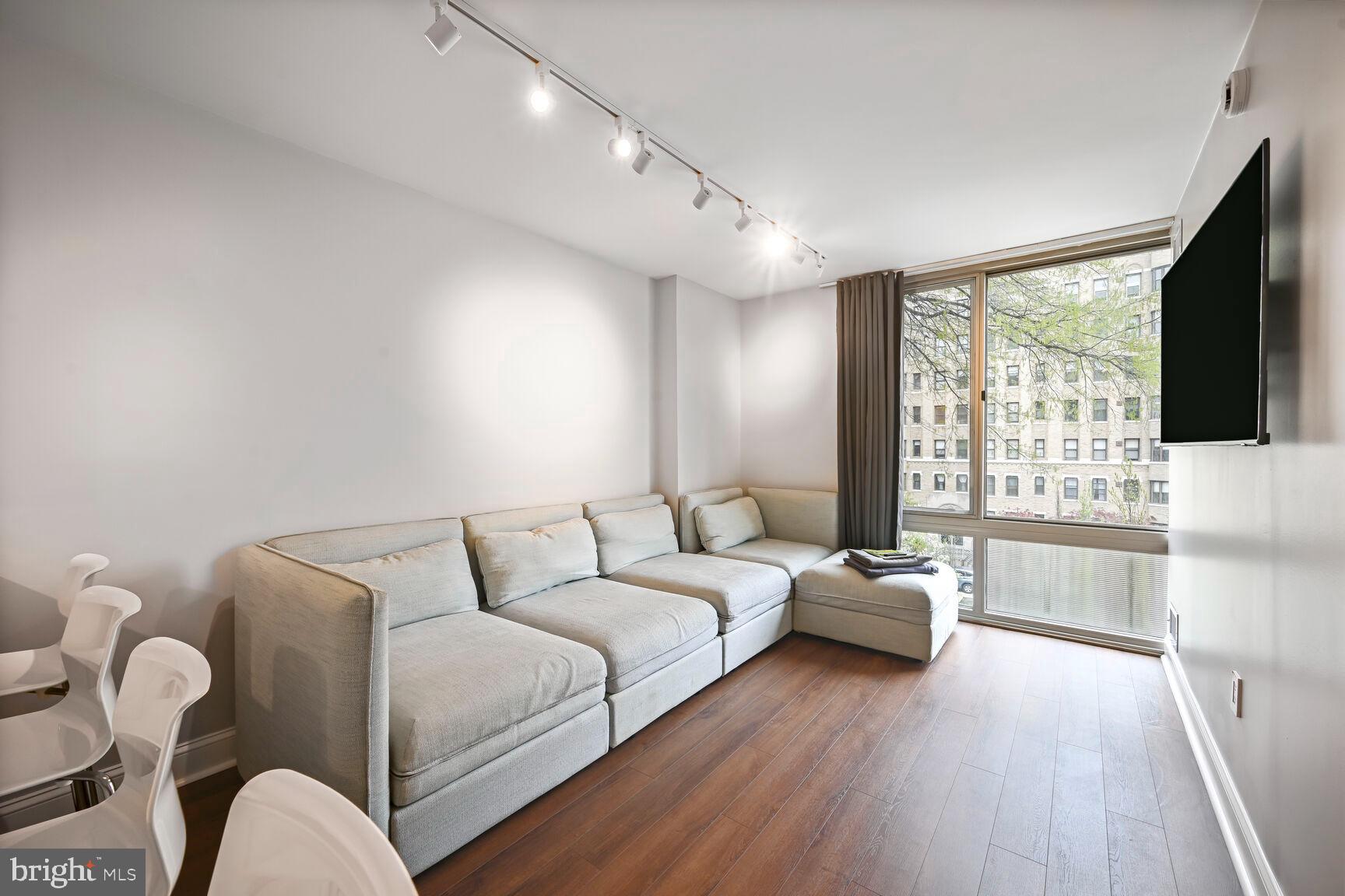 950 25th Street Northwest, Unit 408N Washington, DC 20037 - Photo 20 of 31