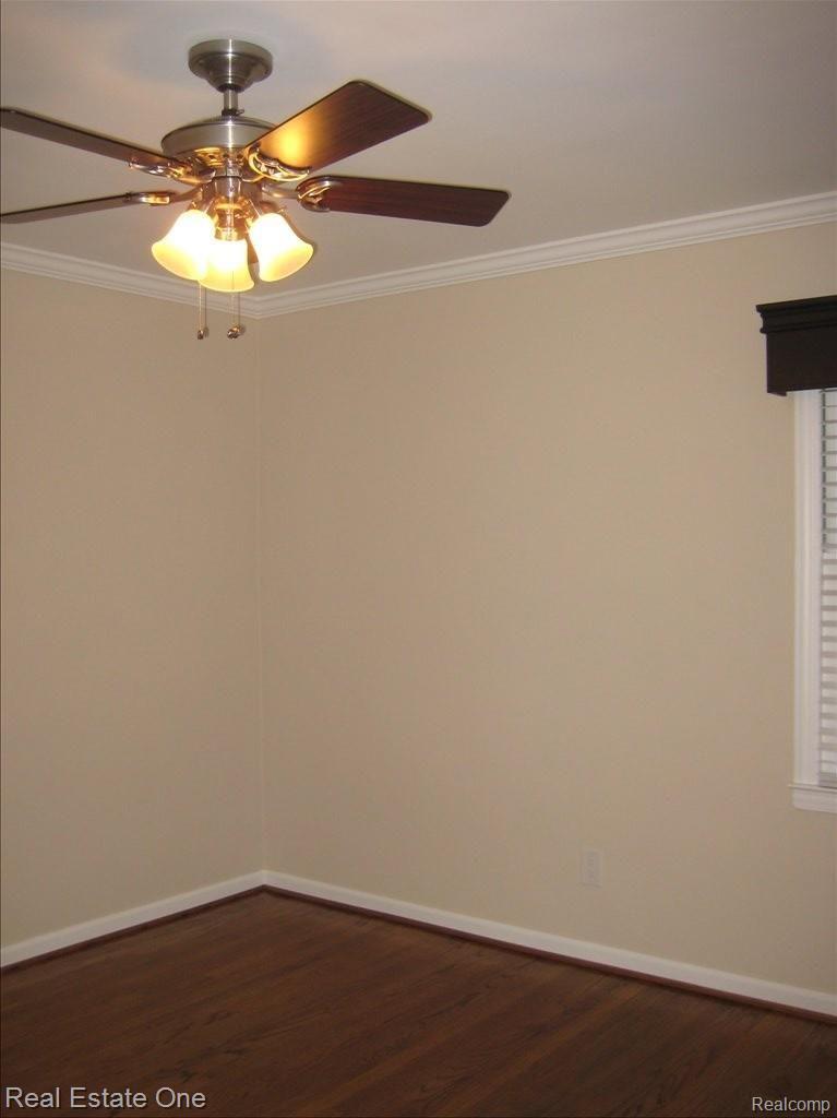 3696 Kenmore Road Berkley, MI 48072 - Photo 9 of 25 two first floor bedrooms