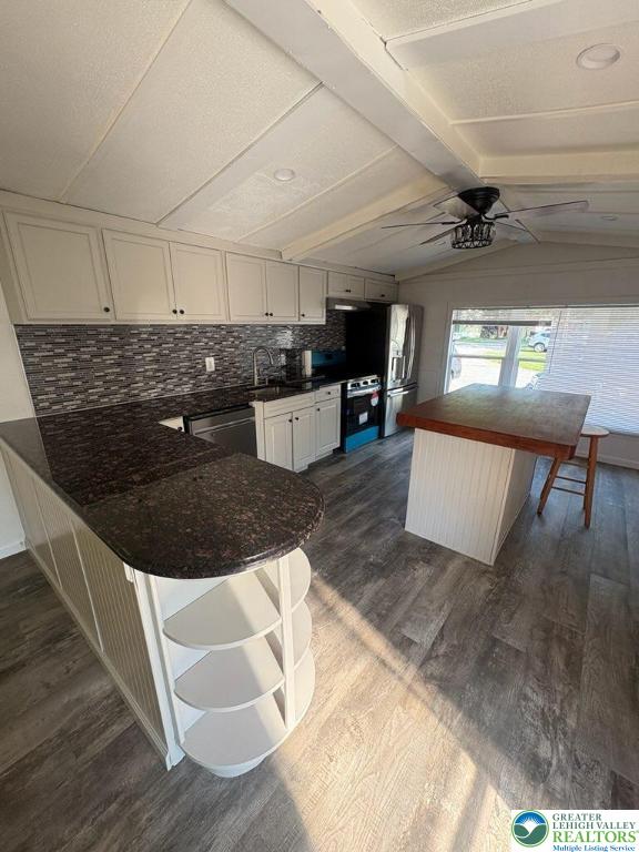 3449 Franklin Square Northampton, PA 18067 - Photo 6 of 20 a kitchen with kitchen island granite countertop a sink and a stove