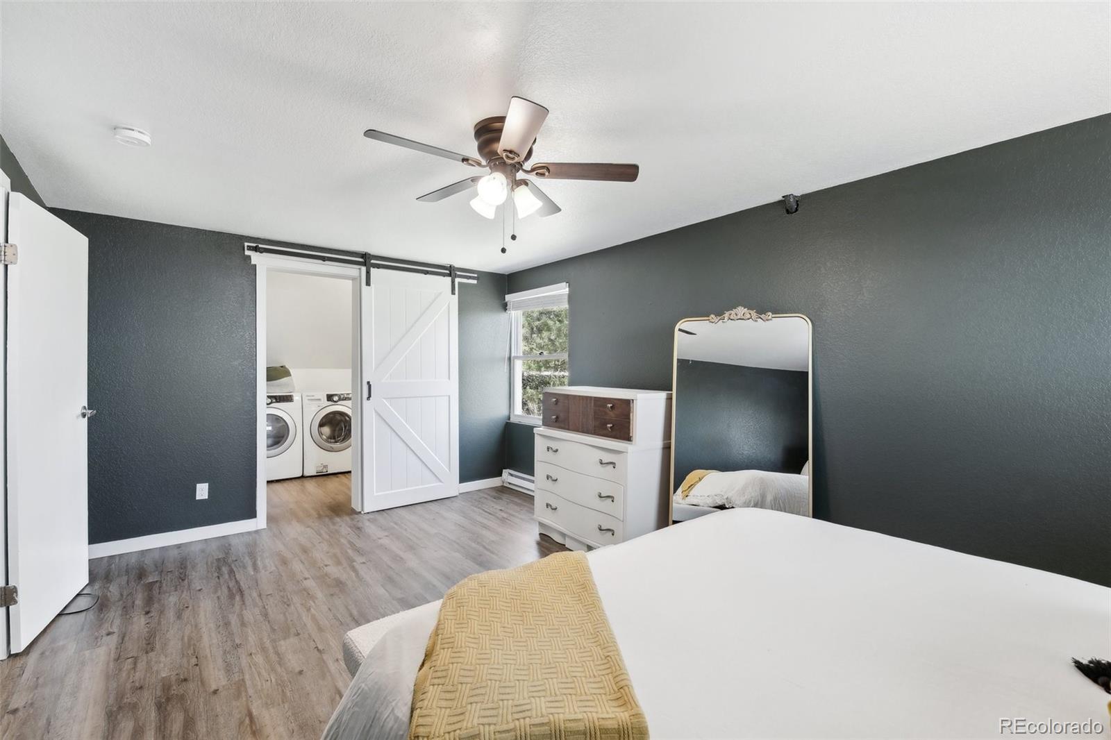11390 Shimley Road Golden, CO 80403 - Photo 15 of 33 Gallery Image 15