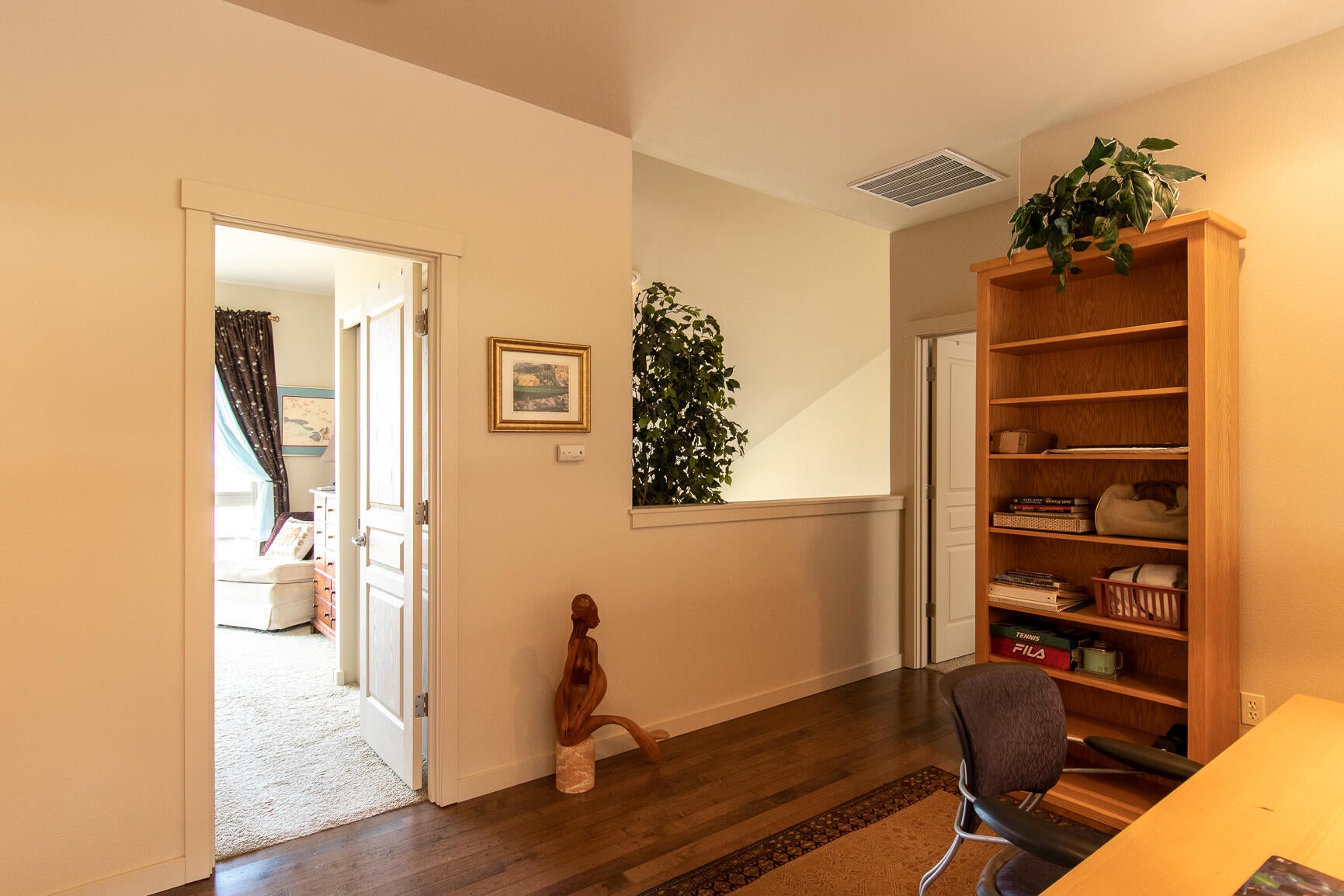 10830 Village Loop Redmond, OR 97756 - Photo 17 of 37 Loft 2nd Level