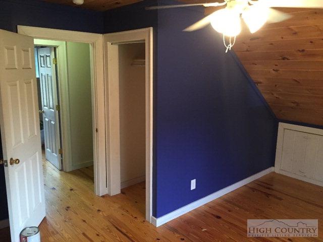 275 Parker Road Creston, NC 28615 - Photo 16 of 31 a view of a hallway