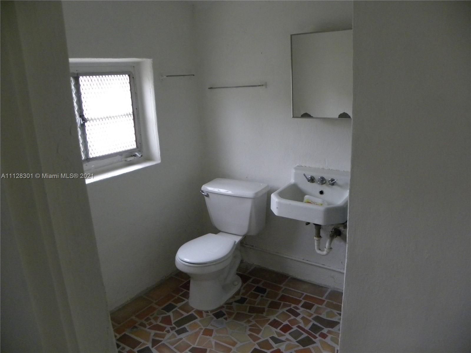 2139 Southwest 5th Street Miami, FL 33135 - Photo 9 of 19 Gallery Image 9