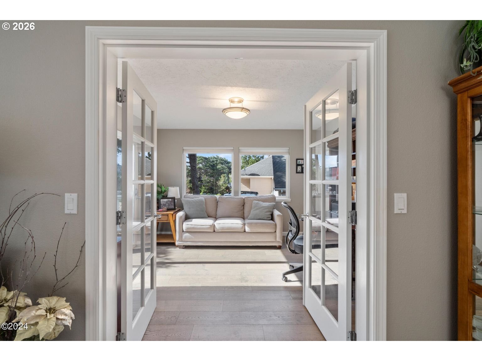 465 Edgewater Depoe Bay, OR 97341 - Photo 27 of 48 a living room with furniture and a large window