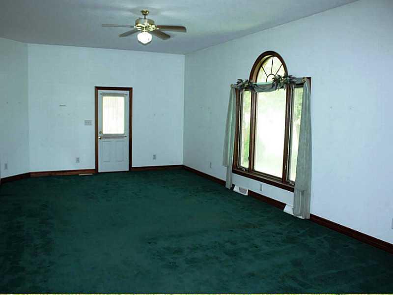 8846 Maze Road Indianapolis, IN 46259 - Photo 5 of 23 Gallery Image 5