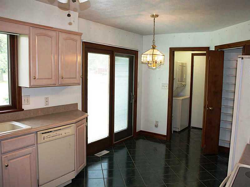 8846 Maze Road Indianapolis, IN 46259 - Photo 9 of 23 Gallery Image 9