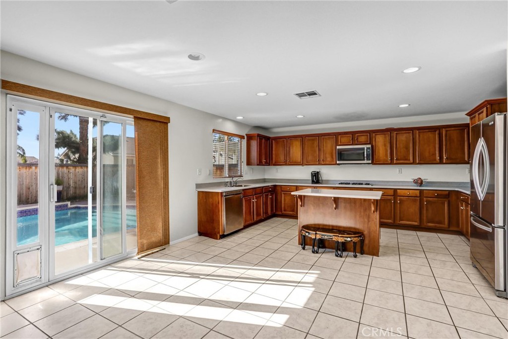 11343 Fulbourn Court Rancho Cucamonga, CA 91730 - Photo 15 of 66