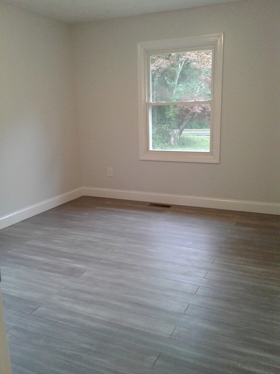356 New Boston Road Fairhaven, MA 02719 - Photo 13 of 19 Gallery Image 13