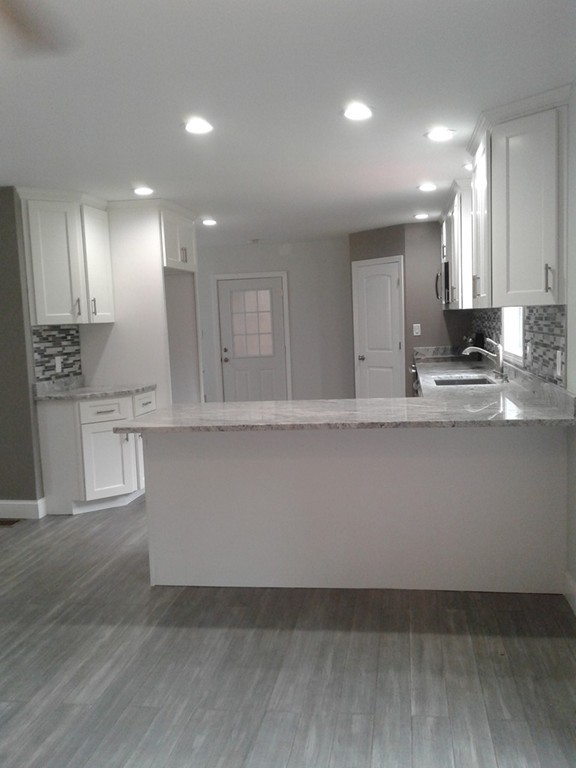 356 New Boston Road Fairhaven, MA 02719 - Photo 5 of 19 Gallery Image 5