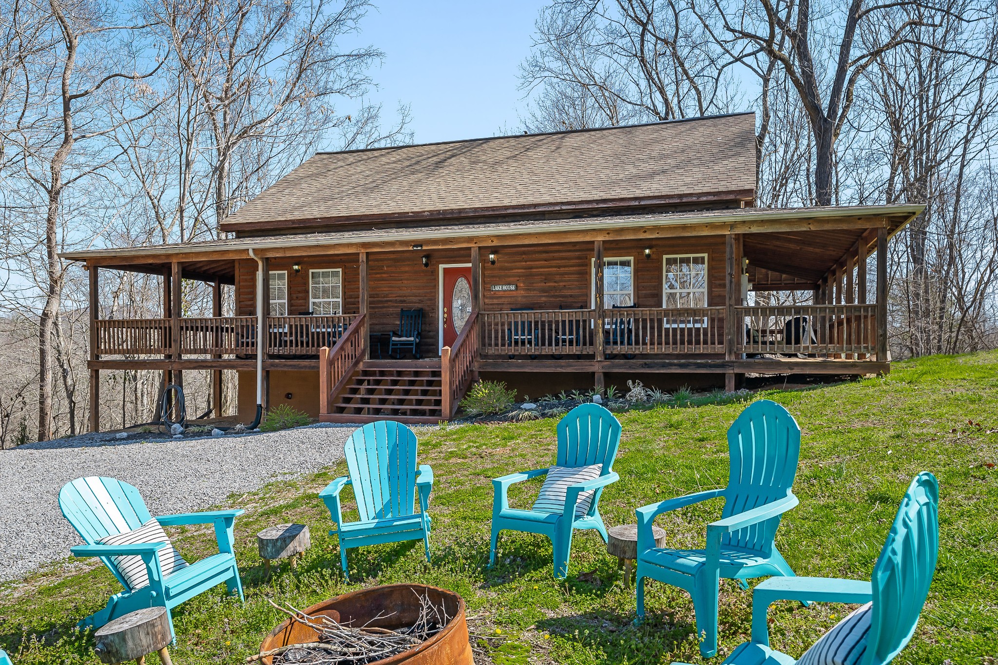5606 Eastport Road Alpine, TN 38543 - Photo 12 of 44 a front view of house with outdoor seating yard and green space