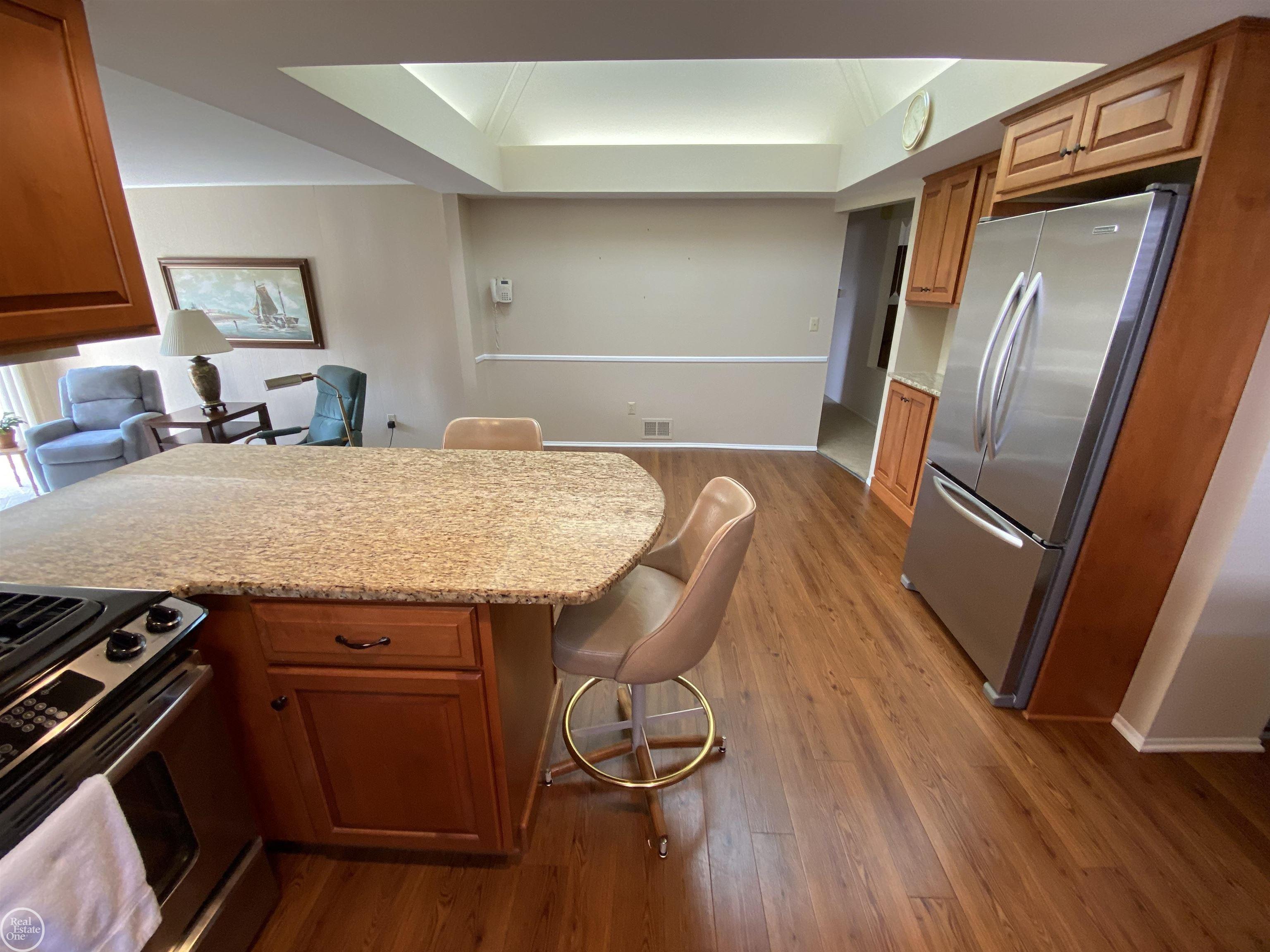 47510 Barbara Road Macomb, MI 48044 - Photo 14 of 32 50090226-13.JPG