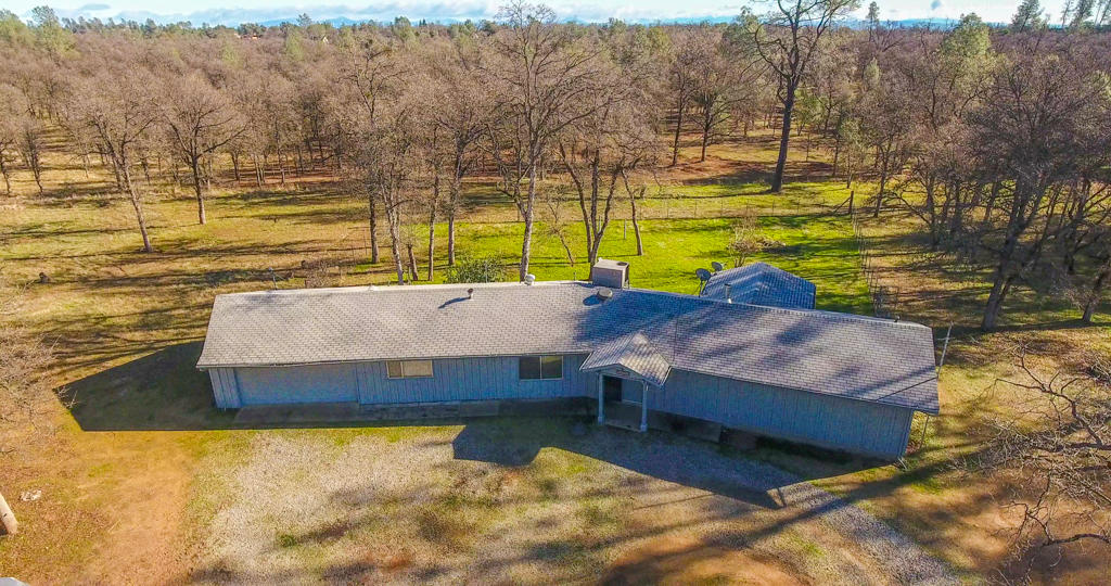 13749 Bear Mountain Road Redding, CA 96003 - Photo 30 of 31 10 Aerial (5)