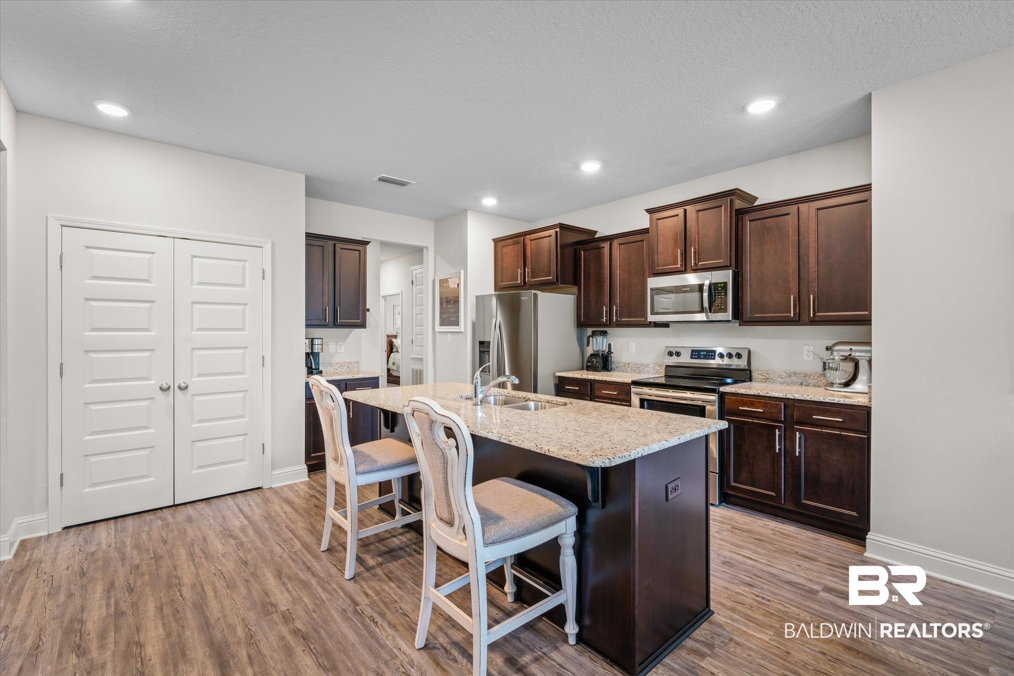8985 Amelia Drive Mobile, AL 36695 - Photo 8 of 32