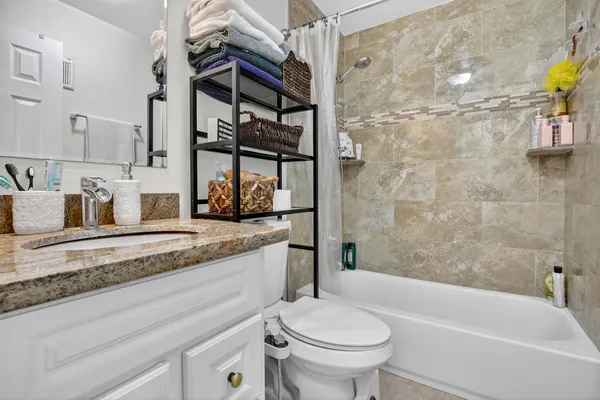 $4,200 | 691 Willow Grove Terrace, Davie, FL 33325