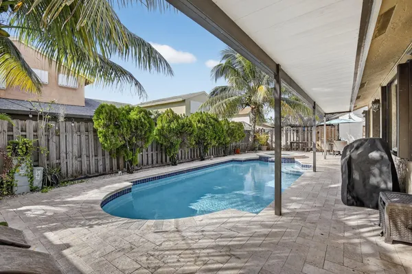 $4,200 | 691 Willow Grove Terrace, Davie, FL 33325