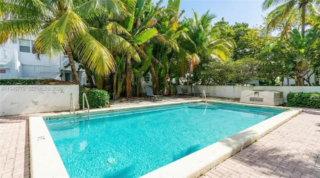 $2,850 | 235 Antilla Avenue, Unit 12, Coral Gables, FL 33134