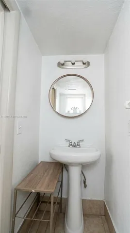 $2,850 | 235 Antilla Avenue, Unit 12, Coral Gables, FL 33134