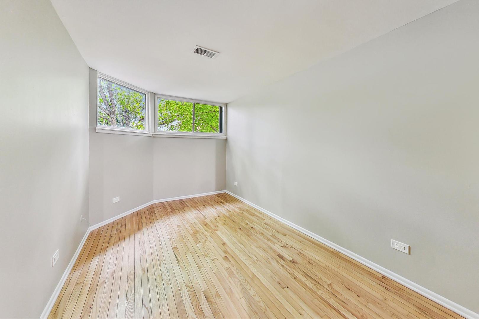 809 South Racine Avenue Chicago, IL 60607 - Photo 17 of 32 Gallery Image 17