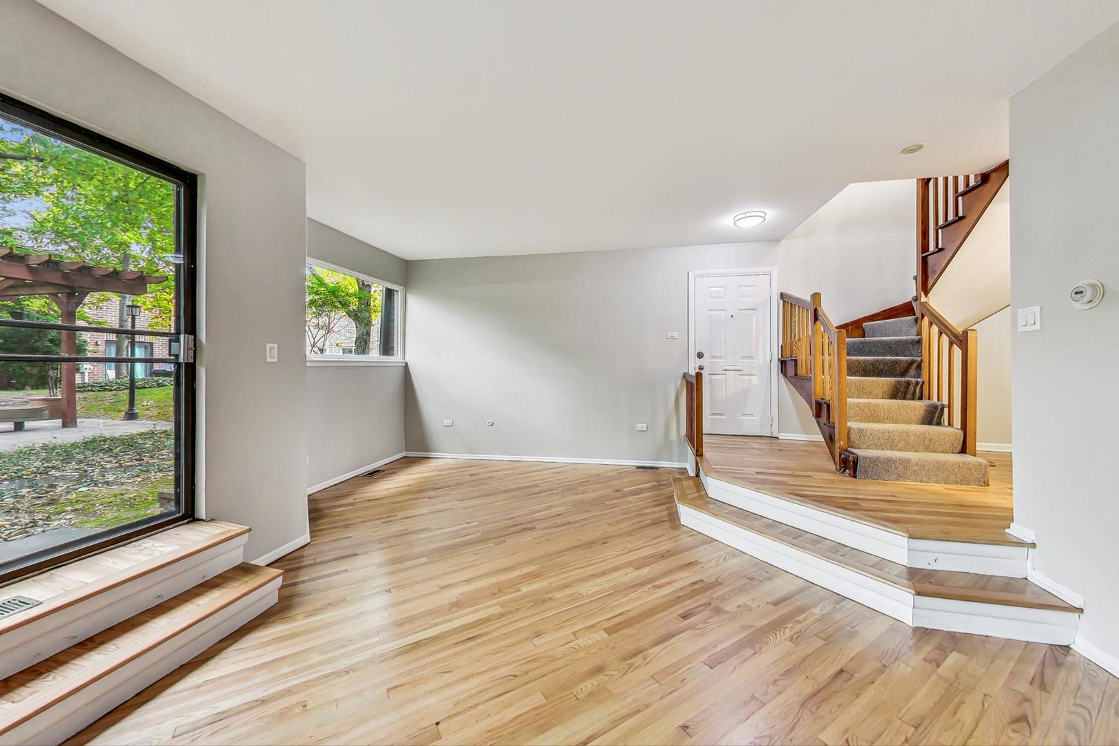 809 South Racine Avenue Chicago, IL 60607 - Photo 2 of 32 Gallery Image 2
