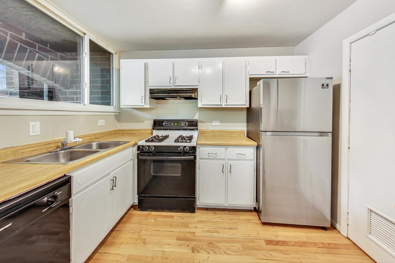 809 South Racine Avenue Chicago, IL 60607 - Photo 9 of 32 Gallery Image 9