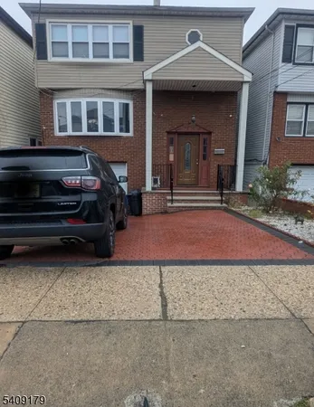 $2,300 | 12 Colonial Drive, Unit 2, Bayonne, NJ 07002