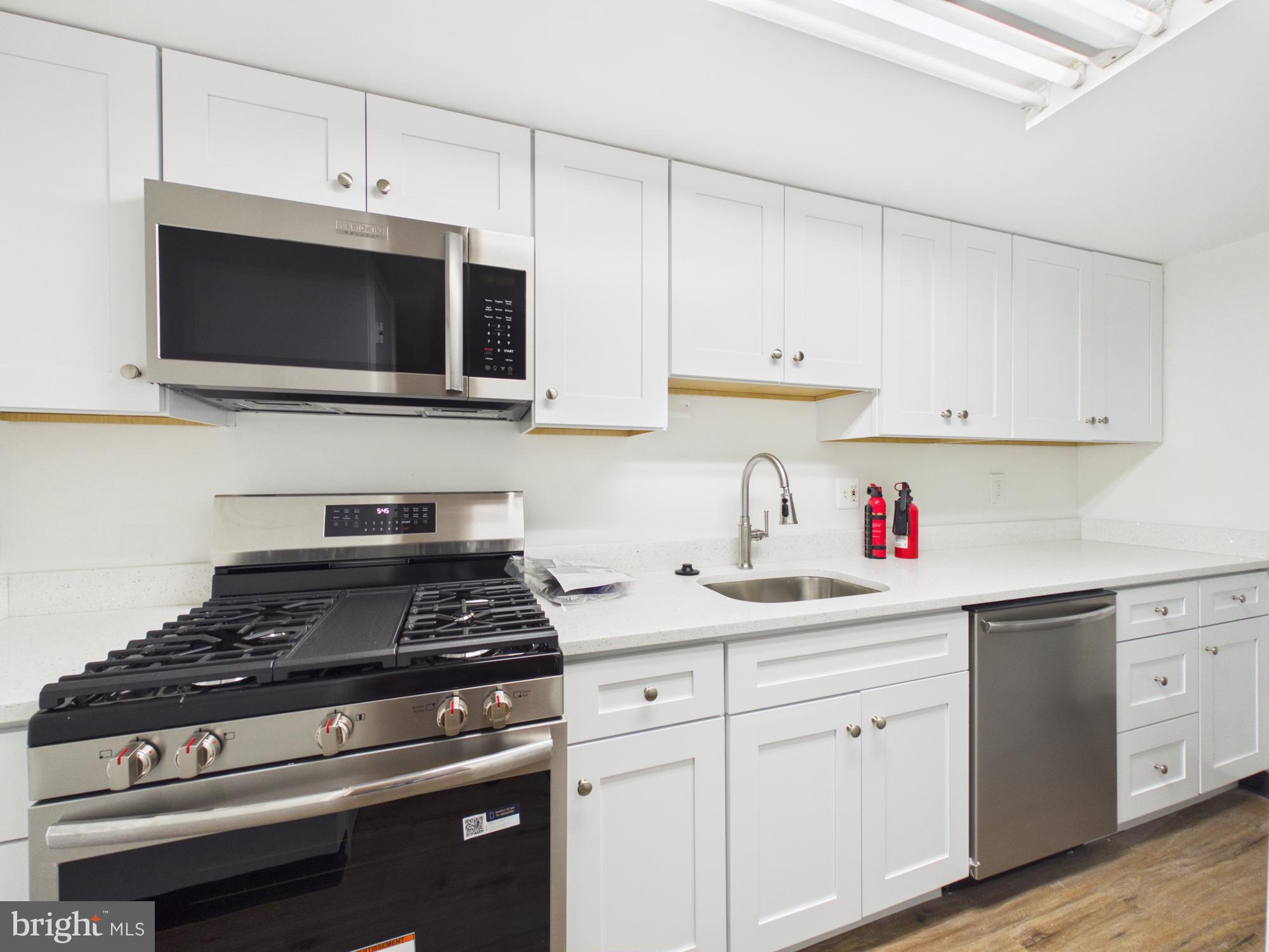 St James Court, Unit 1 Philadelphia, PA 19106 - Photo 13 of 30