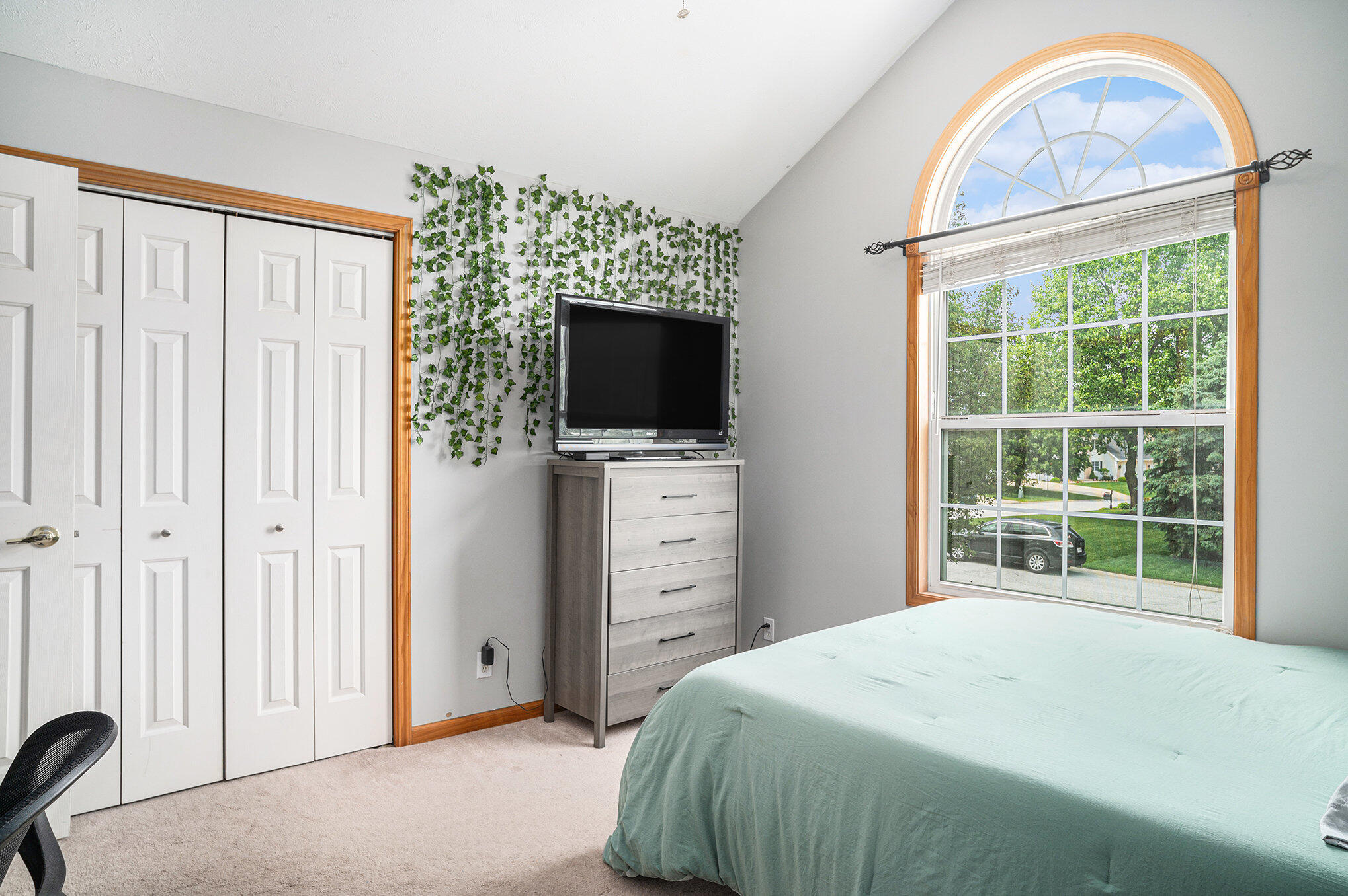 426 Chadwick Circle Valparaiso, IN 46385 - Photo 17 of 36 2038x1356