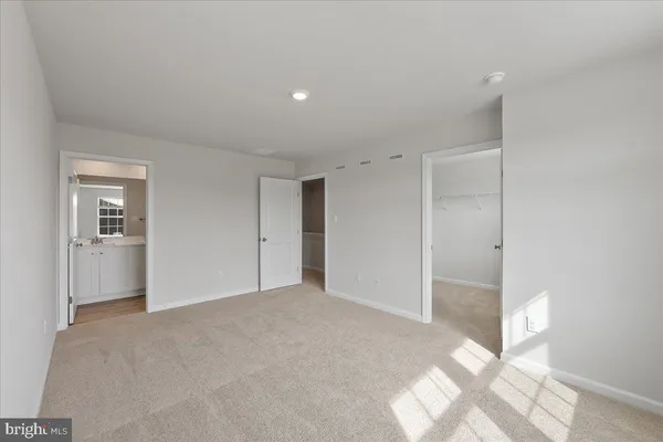 $2,725 | 15 Alexander Way, Westampton, NJ 08060