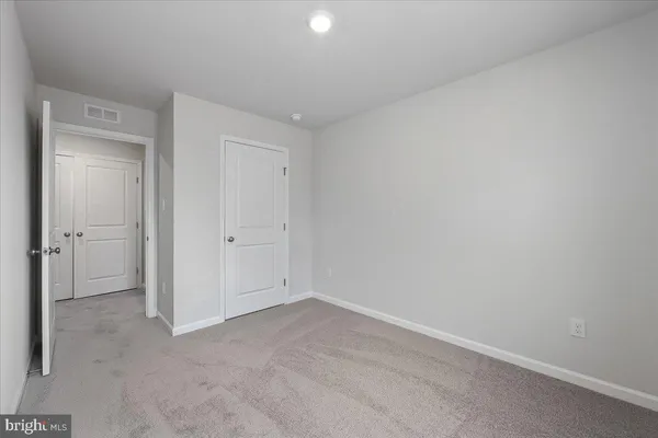 $2,725 | 15 Alexander Way, Westampton, NJ 08060