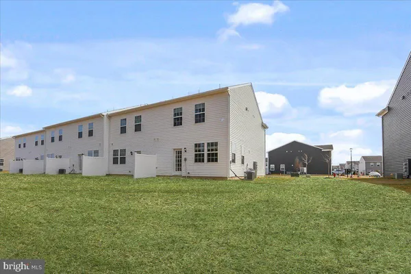 $2,725 | 15 Alexander Way, Westampton, NJ 08060