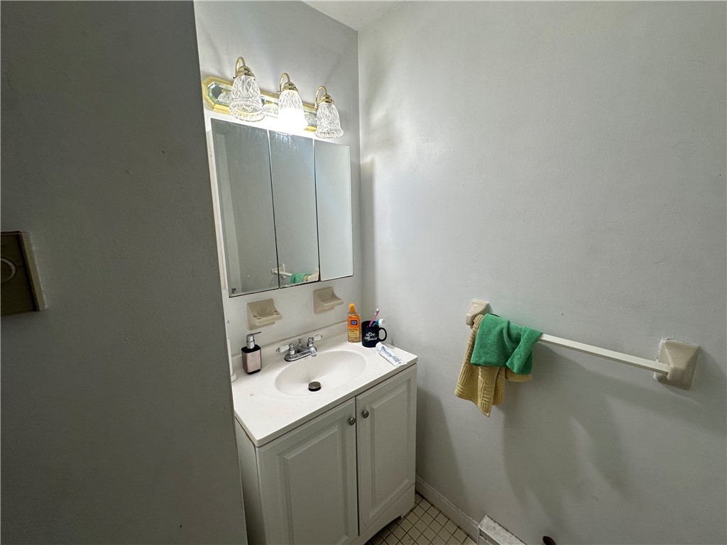 200 Manville Hill Road, Unit 8 Cumberland, RI 02864 - Photo 5 of 11