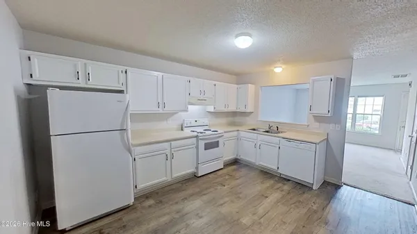 $1,225 | 331 Bracken Place, Jacksonville, NC 28540