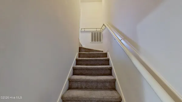 $1,225 | 331 Bracken Place, Jacksonville, NC 28540