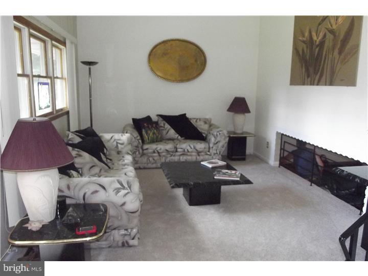 723 Cypress Road Warminster, PA 18974 - Photo 5 of 20 Gallery Image 5