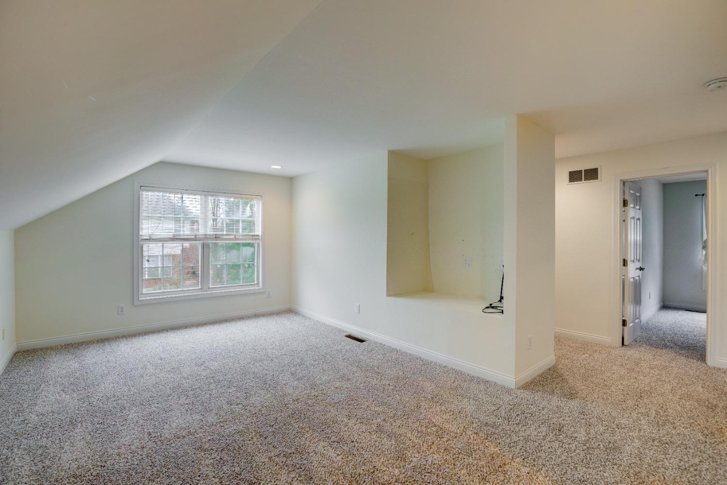 5039 Midfield Road Cincinnati, OH 45244 - Photo 10 of 37 Gallery Image 10