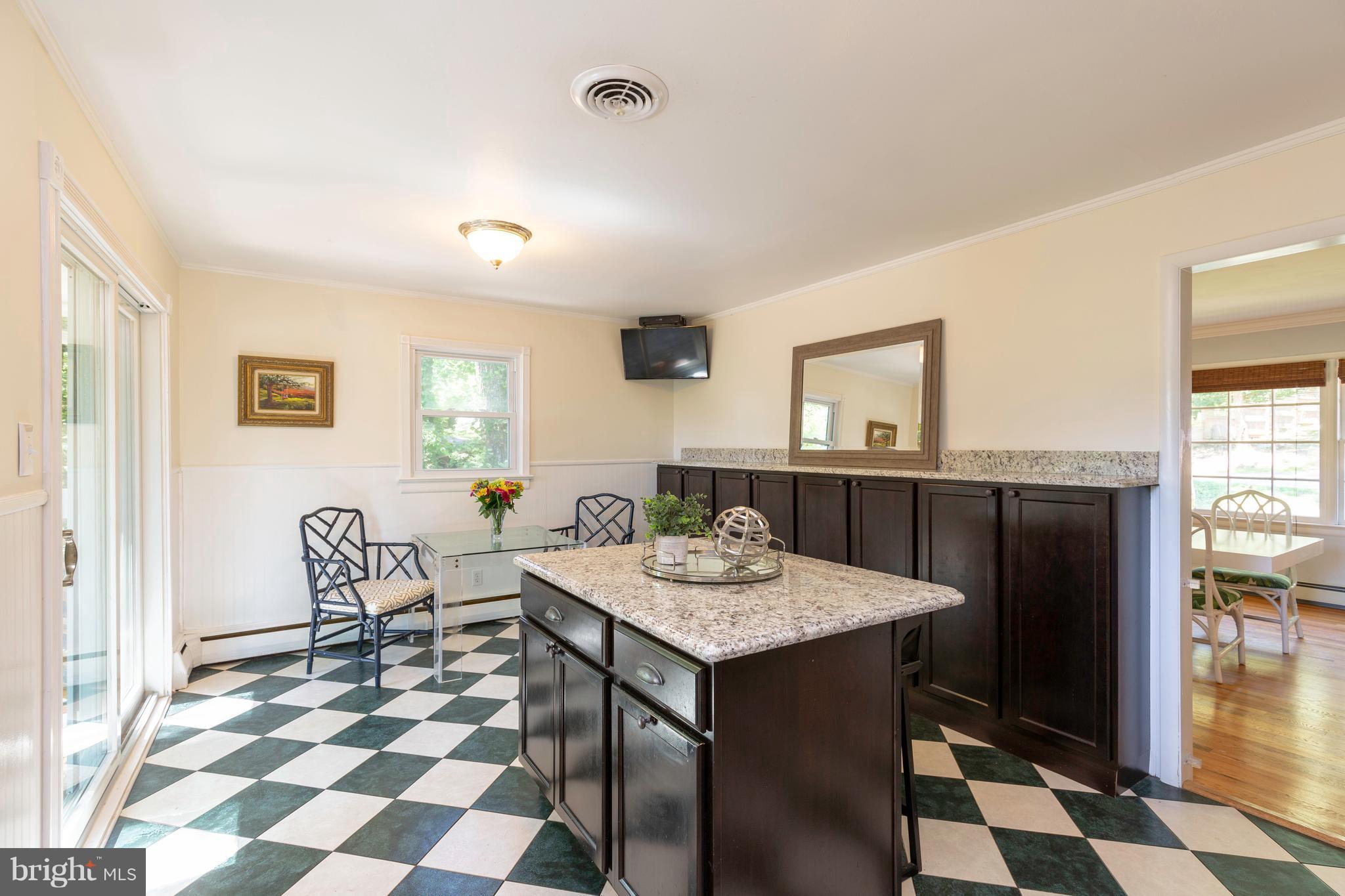 2614 Ogleton Road Annapolis, MD 21403 - Photo 16 of 30 Kitchen