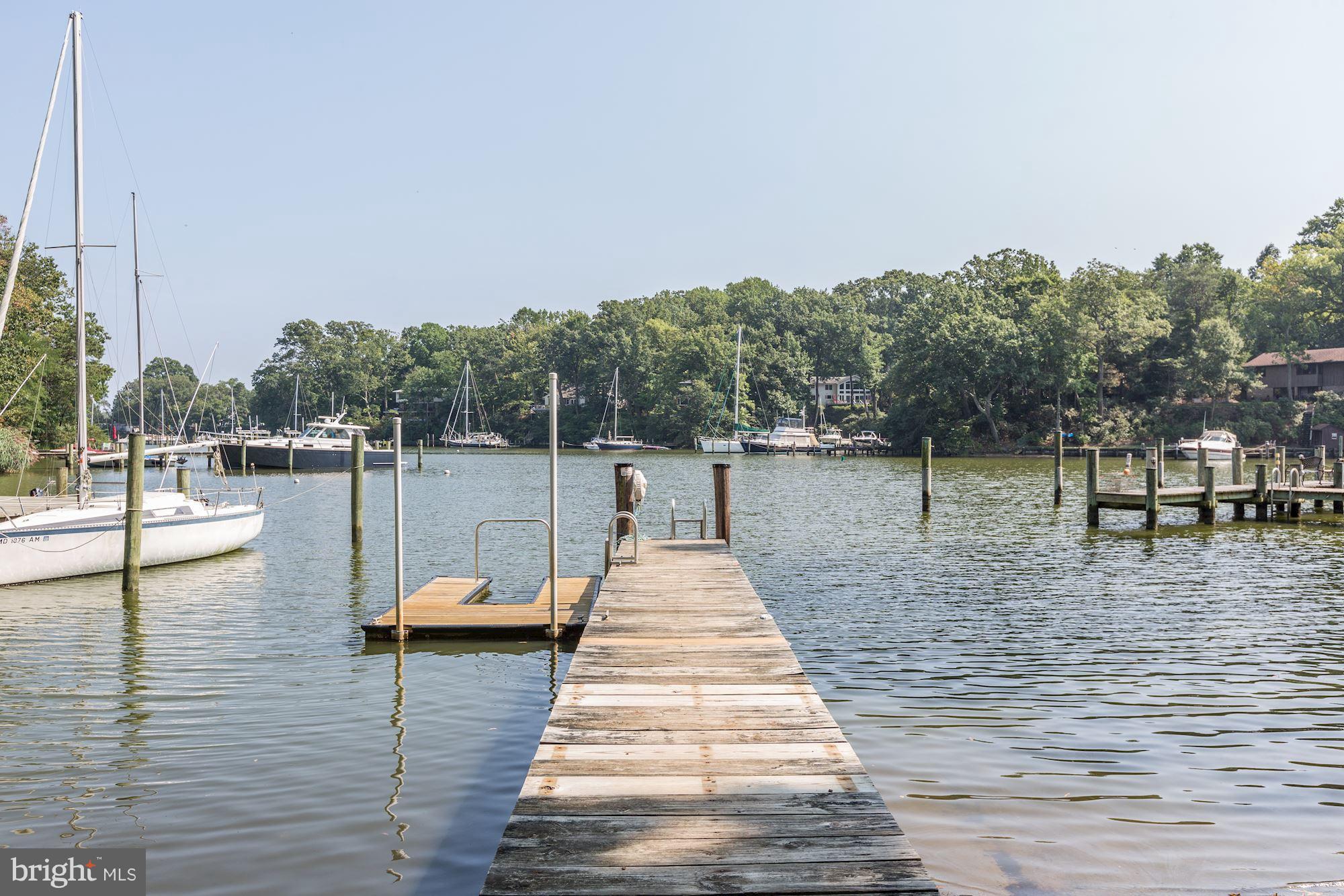 2614 Ogleton Road Annapolis, MD 21403 - Photo 19 of 30 Community dock