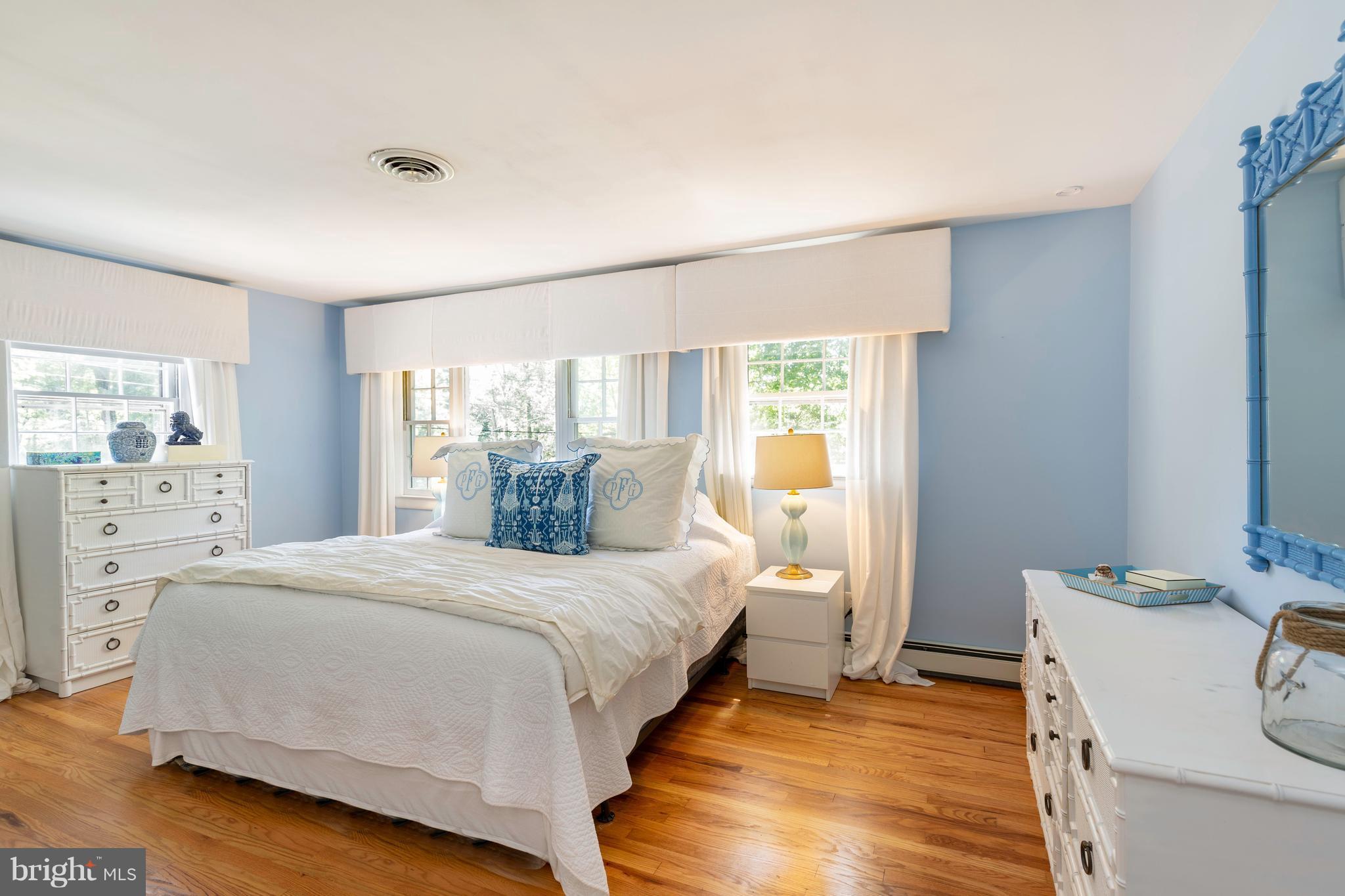 2614 Ogleton Road Annapolis, MD 21403 - Photo 7 of 30 Master bedroom