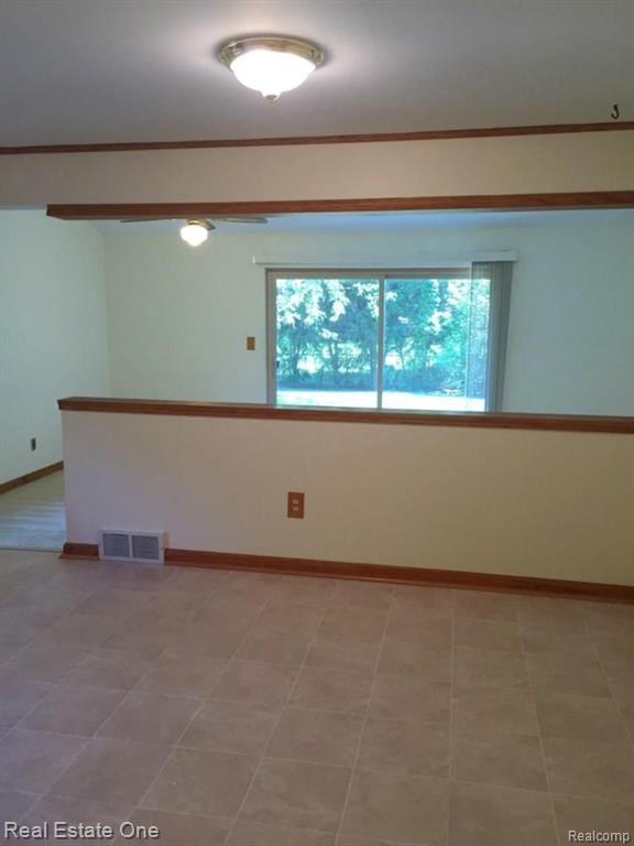 28029 West Nine Mile Road Farmington Hills, MI 48336 - Photo 7 of 36