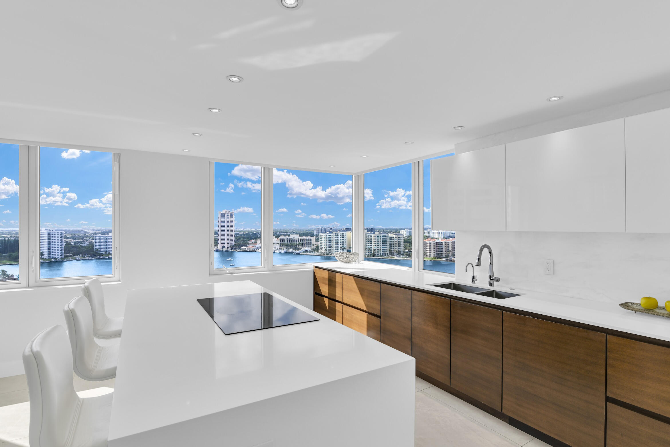 500 South Ocean Boulevard, Unit 2008 Boca Raton, FL 33432 - Photo 12 of 54 Kitchen