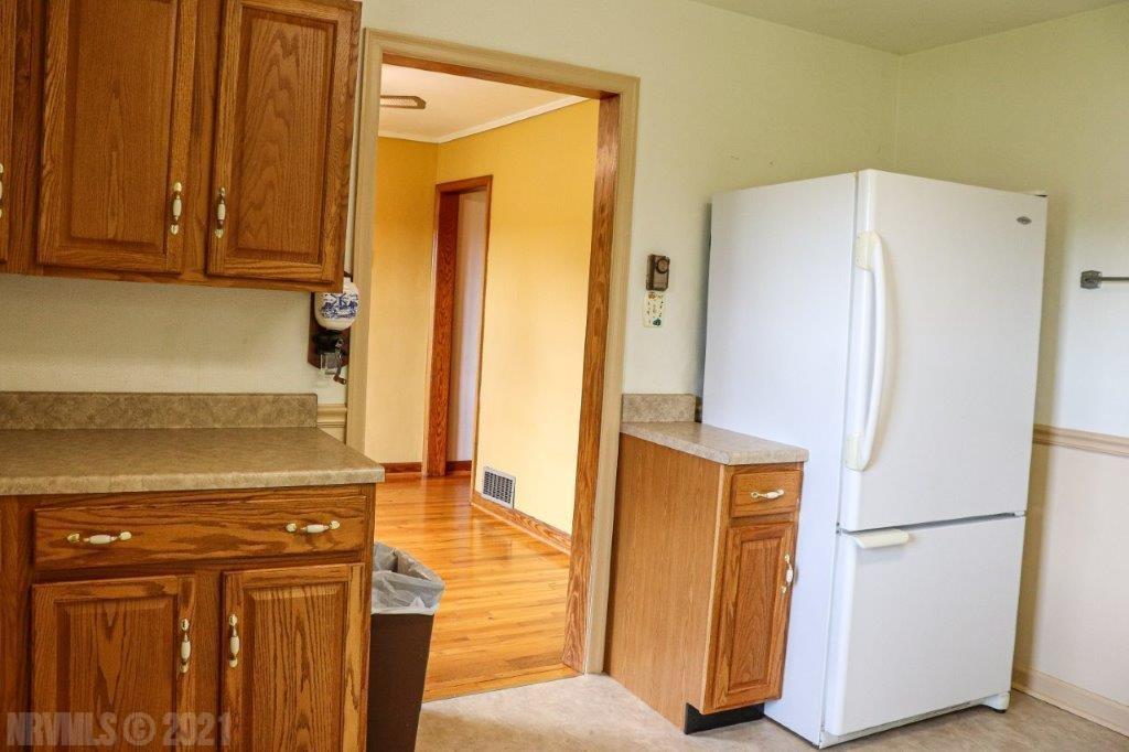 197 Silverleaf Road Southeast Floyd, VA 24091 - Photo 12 of 25 Gallery Image 12