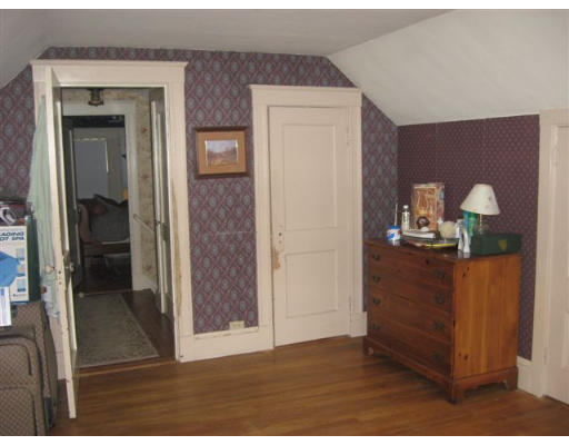 189 Manthorne Road Boston, MA 02132 - Photo 16 of 16 Gallery Image 16