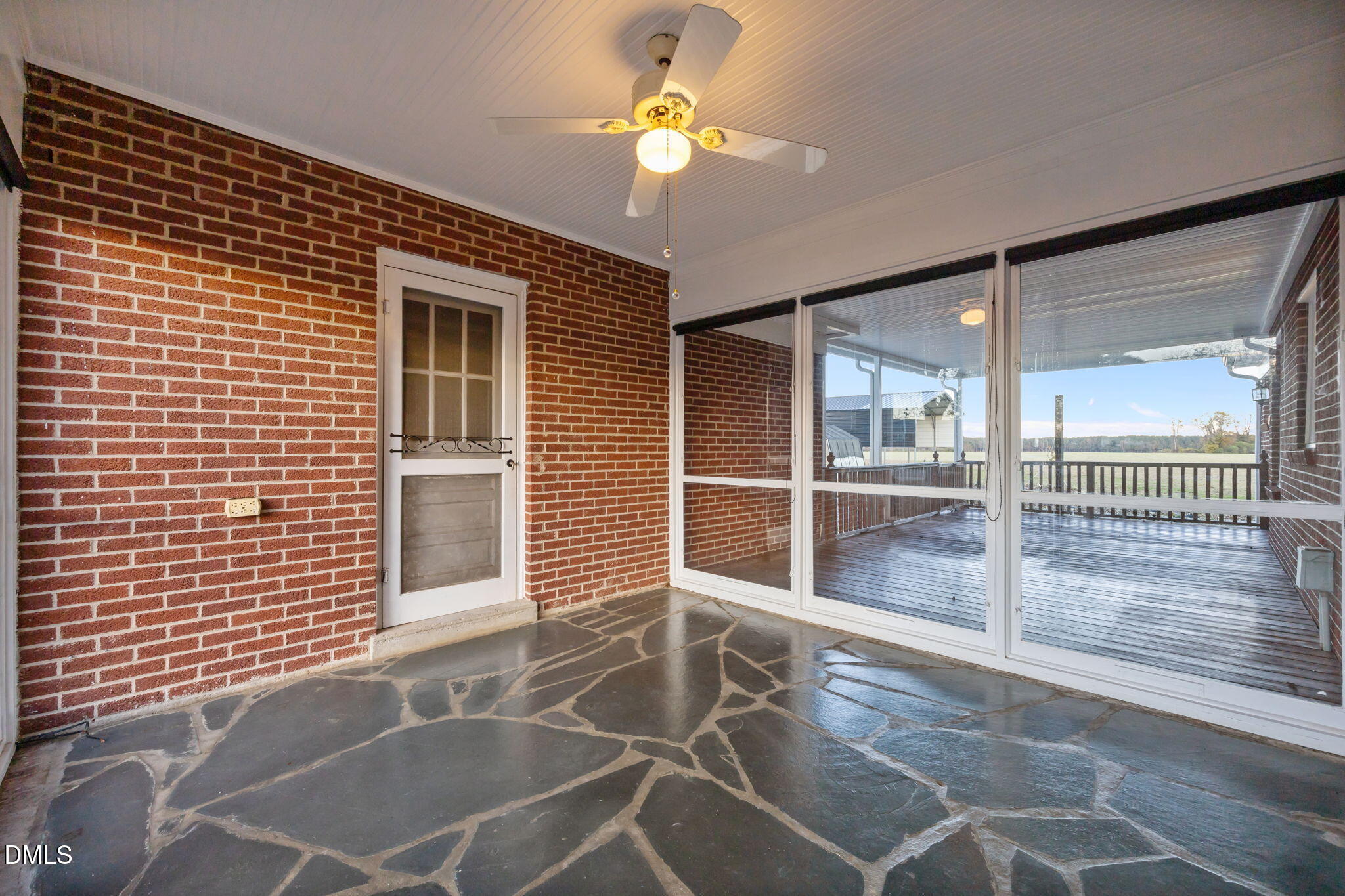 7111 Highway 401 Bunnlevel, NC 28323 - Photo 25 of 39 a view of a livingroom with a fireplace