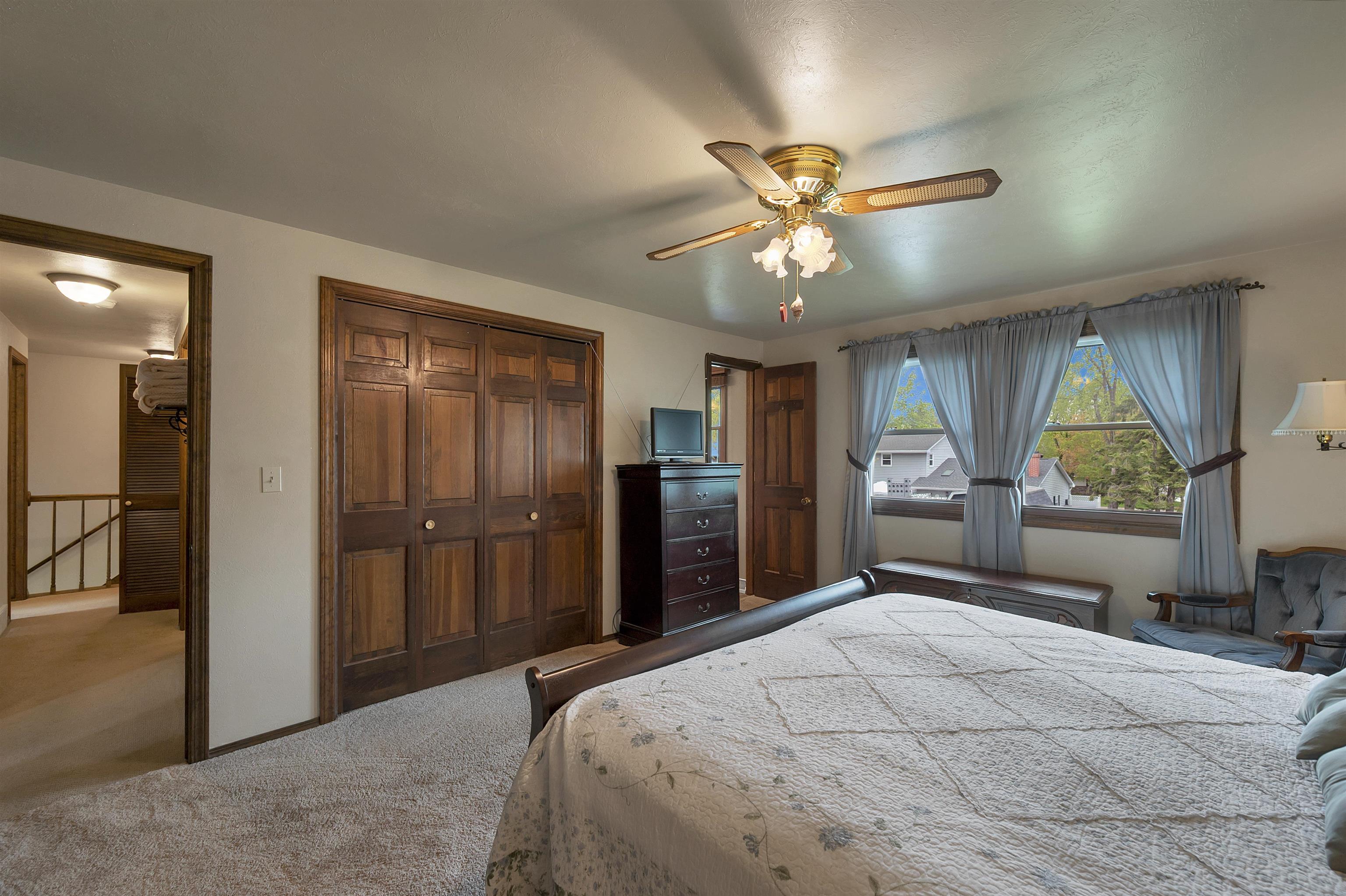 413 South Good Hope Road De Pere, WI 54115 - Photo 31 of 58