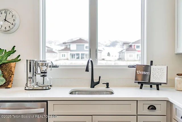 $379,000 | 181 Stonefly Lane, Swan Valley, ID 83449